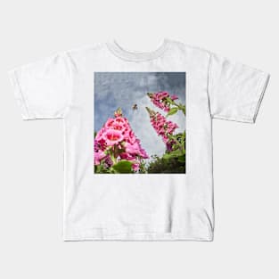 Foxgloves and Bee at Great Dixter House Kids T-Shirt